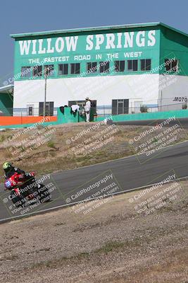media/Apr-20-2025-AHRMA (Sun) [[393a79c373]]/Race/Group 1/Turn 4b/